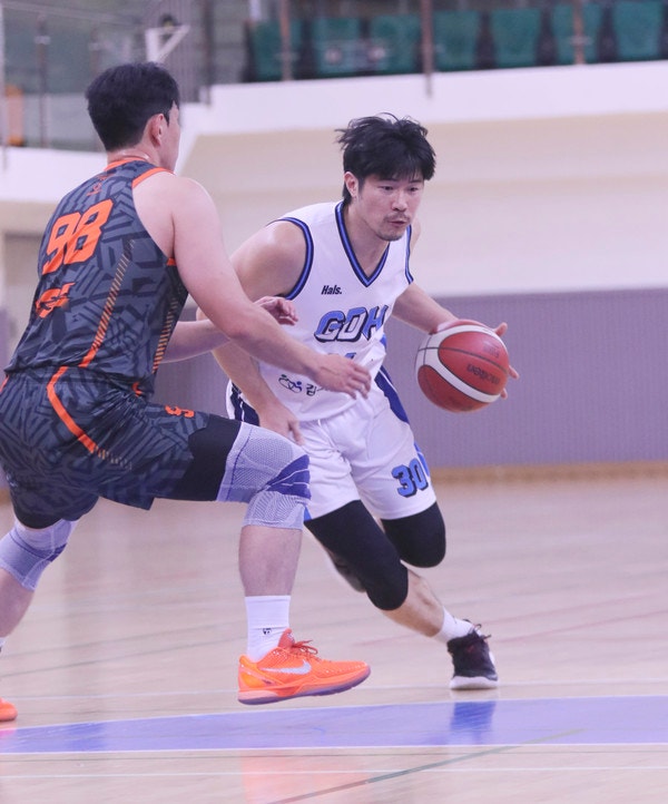 치열한 순위 경쟁 앞둔 김포시농구협회장배 컵대회, 2차대회에는 초등부 꿈나무들도 참여